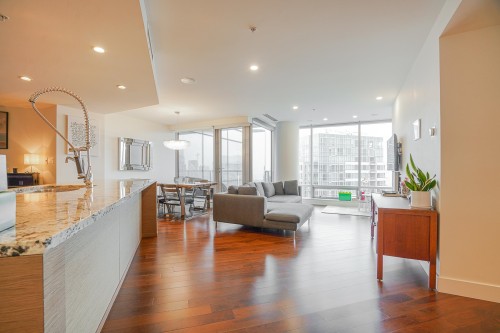 3001-1111 Alberni Street, Vancouver, BC 