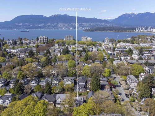2325 8Th Avenue W, Vancouver, BC 