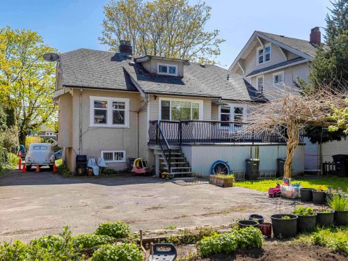 2325 8Th Avenue W, Vancouver, BC 