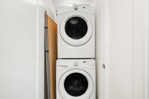 2745 Ward Street, Vancouver, BC 