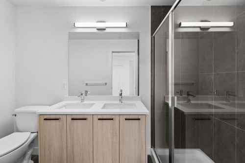 206-2002 St. George Street, Port Moody, BC 