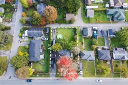 11312 207 Street  Maple Ridge, BC V2X 1W3