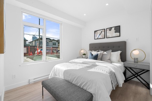 207-7161 17th Avenue  Burnaby, BC V3N 0K1