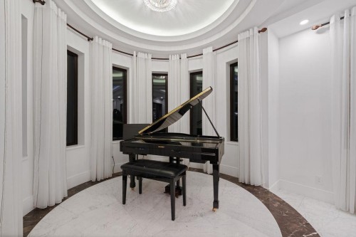 558 Glenross Road, West Vancouver, BC 