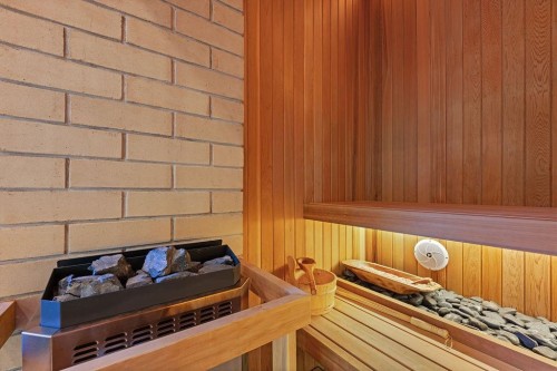 558 Glenross Road, West Vancouver, BC 