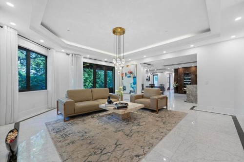 558 Glenross Road, West Vancouver, BC 