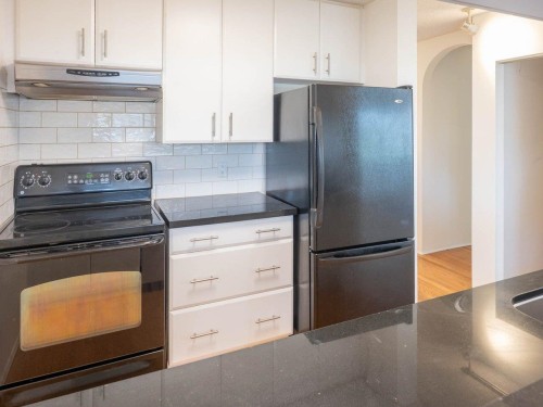 604-1508 Mariner Walk, Vancouver, BC 