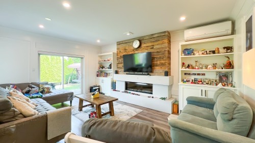 12220 Phoenix Drive, Richmond, BC 