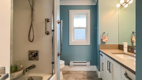 12220 Phoenix Drive, Richmond, BC 