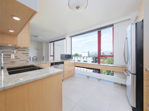 802-2108 38Th Avenue W, Vancouver, BC 