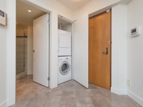 802-2108 38Th Avenue W, Vancouver, BC 