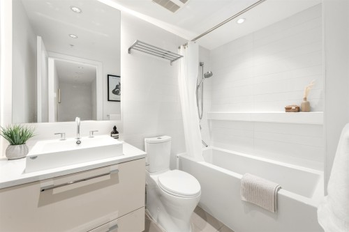 2310-7358 Edmonds Street, Burnaby, BC 