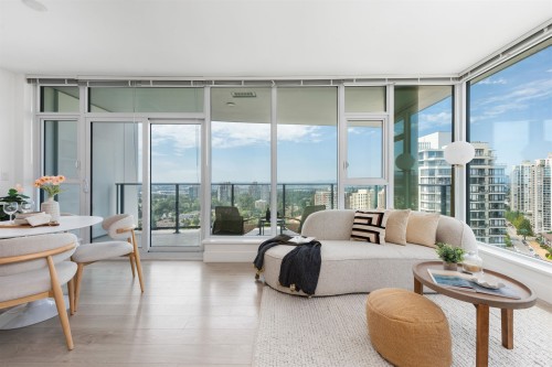 2310-7358 Edmonds Street, Burnaby, BC 