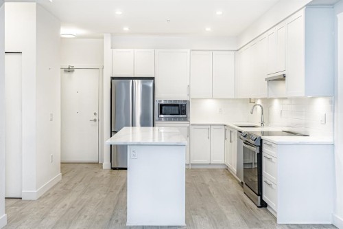 208-2160 Grant Avenue, Port Coquitlam, BC 