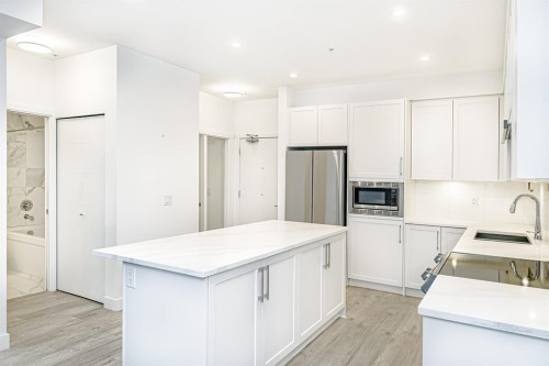 208-2160 Grant Avenue, Port Coquitlam, BC 