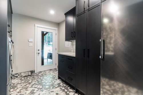 27561 Sayers Crescent, Maple Ridge, BC 