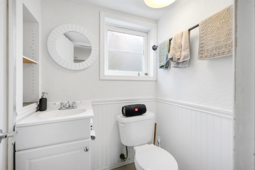 2903 42Nd Avenue W, Vancouver, BC 