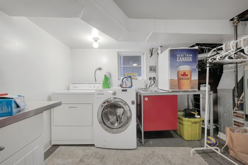 2903 42Nd Avenue W, Vancouver, BC 