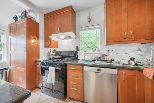 2903 42Nd Avenue W, Vancouver, BC 