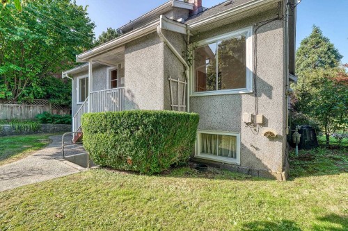 3746 Edinburgh Street, Burnaby, BC 