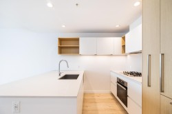 1505-6000 Mckay Avenue  Burnaby, BC V5H 0K2