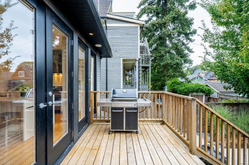 33 22Nd Avenue E, Vancouver, BC 