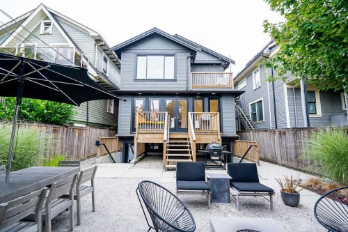 33 22Nd Avenue E, Vancouver, BC 