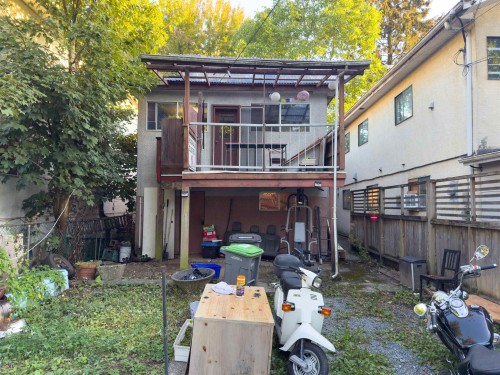 1757 8Th Avenue E, Vancouver, BC 