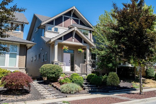 3381 Watkins Avenue  Coquitlam, BC V3E 0B3