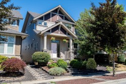 3381 Watkins Avenue  Coquitlam, BC V3E 0B3