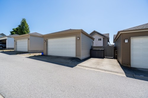 3381 Watkins Avenue, Coquitlam, BC 