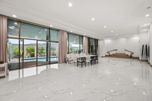 828 Beachview Drive, North Vancouver, BC 