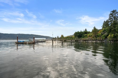 828 Beachview Drive, North Vancouver, BC 