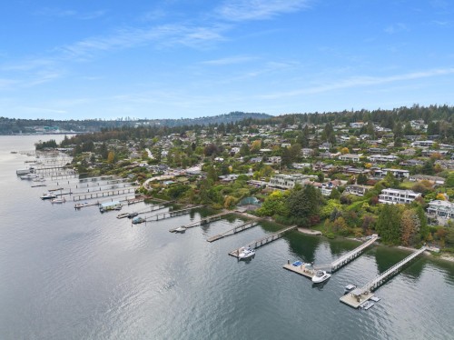 828 Beachview Drive, North Vancouver, BC 