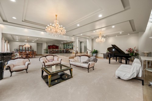 828 Beachview Drive, North Vancouver, BC 