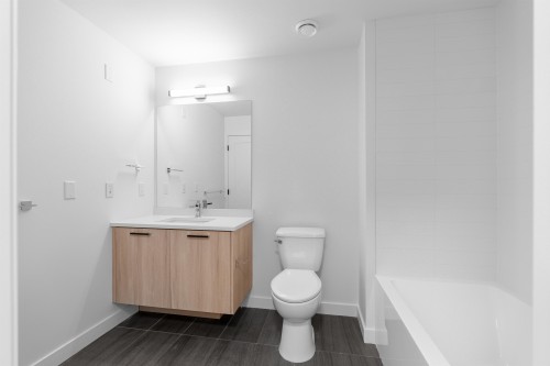 511-2002 St. George Street, Port Moody, BC 