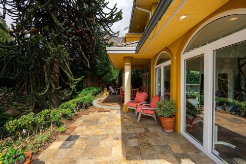 2635 Rosebery Avenue, West Vancouver, BC 