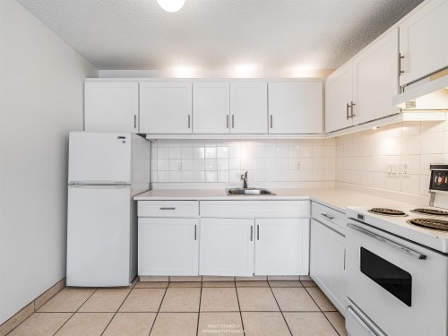 1605-145 St. Georges Avenue, North Vancouver, BC 