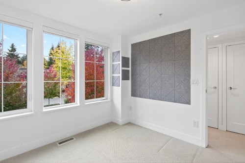 109-2070 Curling Road, North Vancouver, BC 