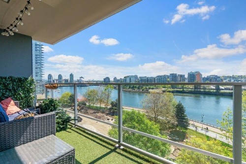 801-980 Cooperage Way, Vancouver, BC 