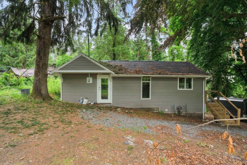 24742 100 Avenue  Maple Ridge, BC V2W 1J8