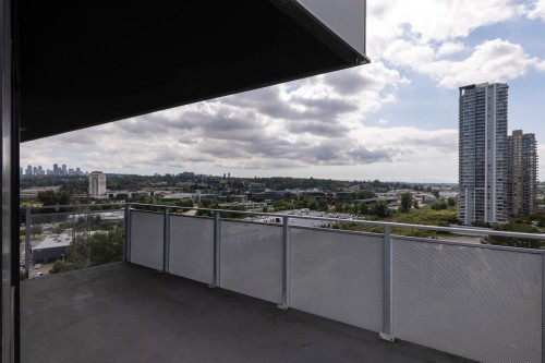 1107-4433 Alaska Street, Burnaby, BC 