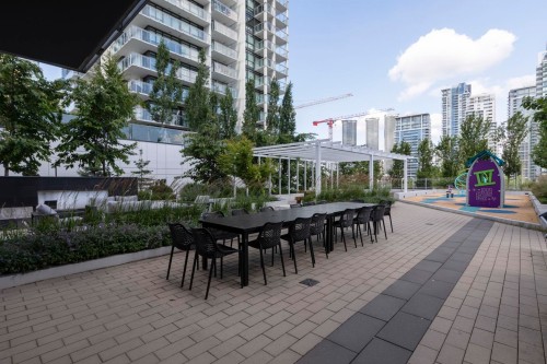 1107-4433 Alaska Street, Burnaby, BC 