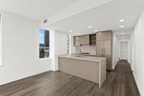 1107-4433 Alaska Street, Burnaby, BC 