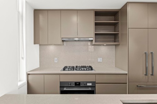 1107-4433 Alaska Street, Burnaby, BC 