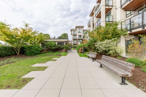 315-4033 May Drive, Richmond, BC 