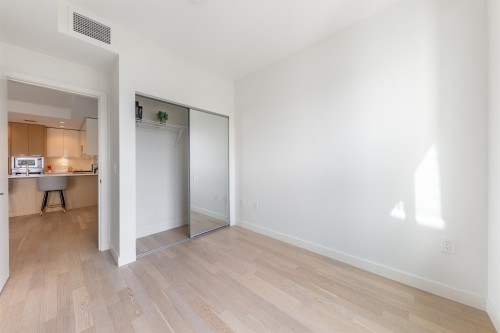 315-4033 May Drive, Richmond, BC 