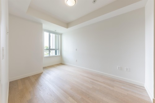 315-4033 May Drive, Richmond, BC 