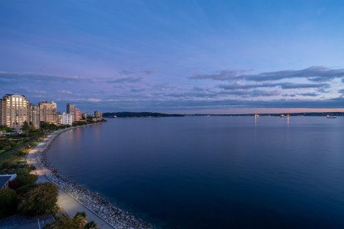 1001-02-150 24Th Street, West Vancouver, BC 