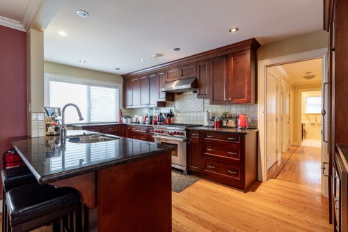 5570 Baillie Street, Vancouver, BC 